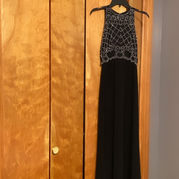 Black Beaded Halter Maxi Dress - Picture 4 of 12
